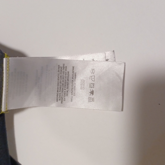 Columbia omni wick advance evaporation tee black grey(gray) and yellow - Picture 4 of 11